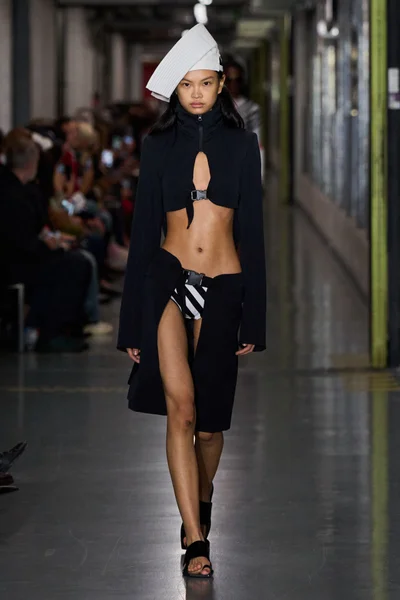 Look 36